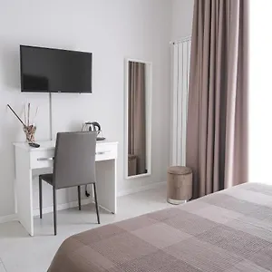 domus-alberto.hotels-amalfi.com/